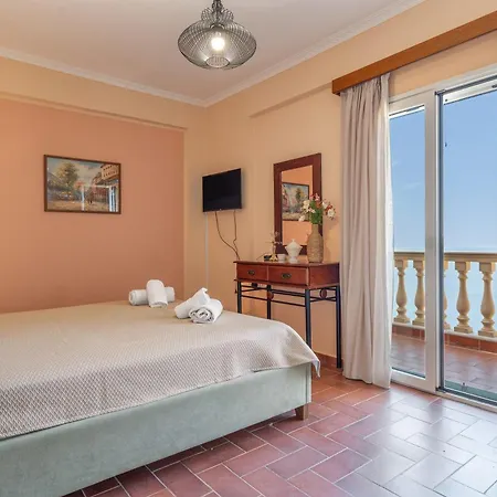 Villa Sea View 1 *