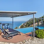 Вилла Sea View 1 Атанион